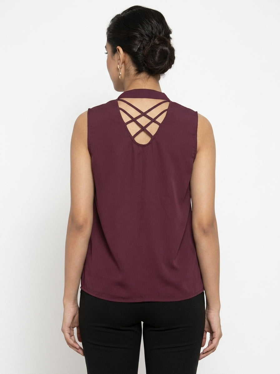 Women's Wine Solid Pleated Sleeveless Relaxed Fit Top