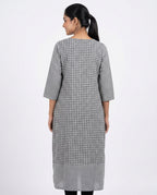 Women's Grey & Black Checkered Printed Relaxed Fit Kurti
