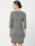 Black & White Geometric Print Round Neck Casual Dress