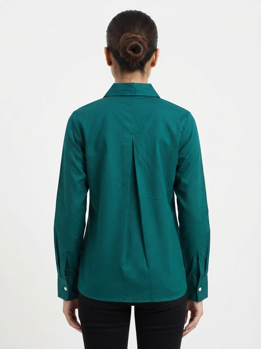 Teal Solid Regular Fit Casual Shirt