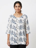 Wild Moss XL White & Blue Abstract Pattern Casual Top