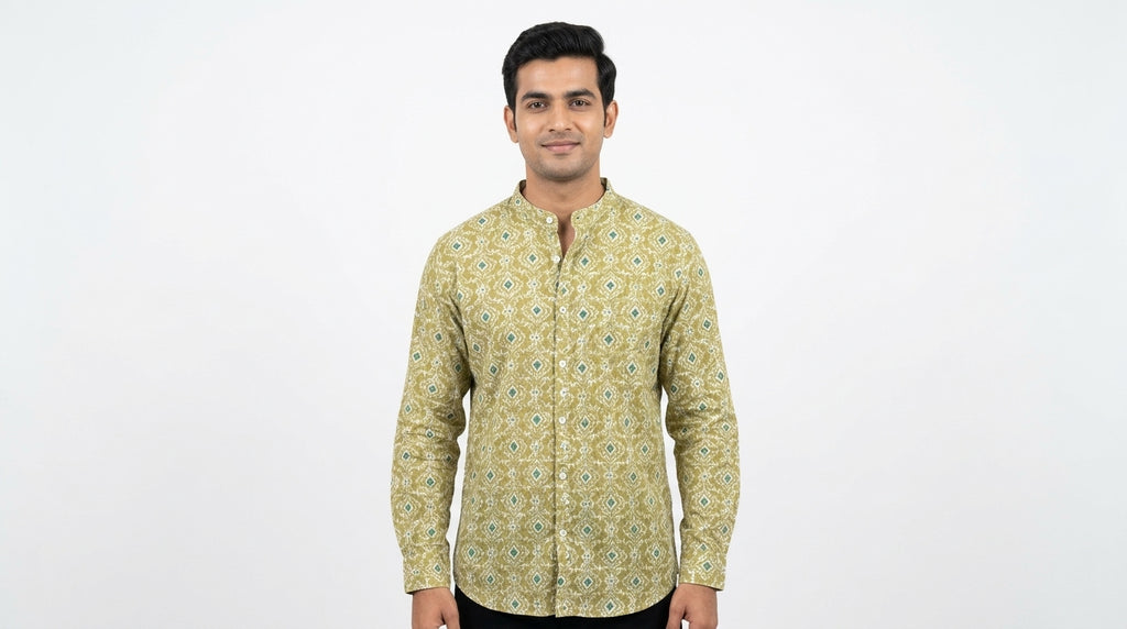 The Button Club Men's XL Green Patterned Casual Shirt