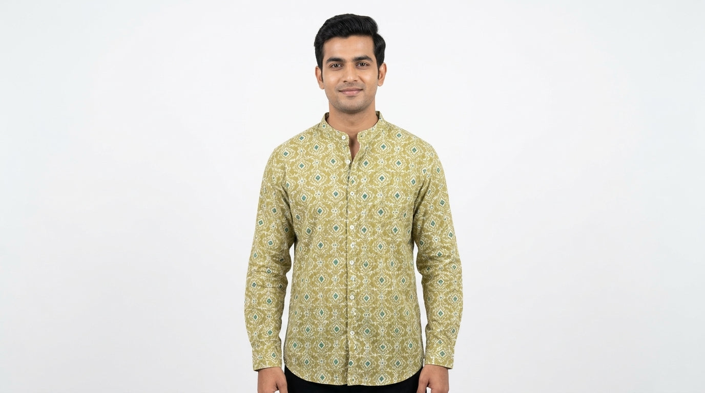The Button Club Men's XL Green Patterned Casual Shirt