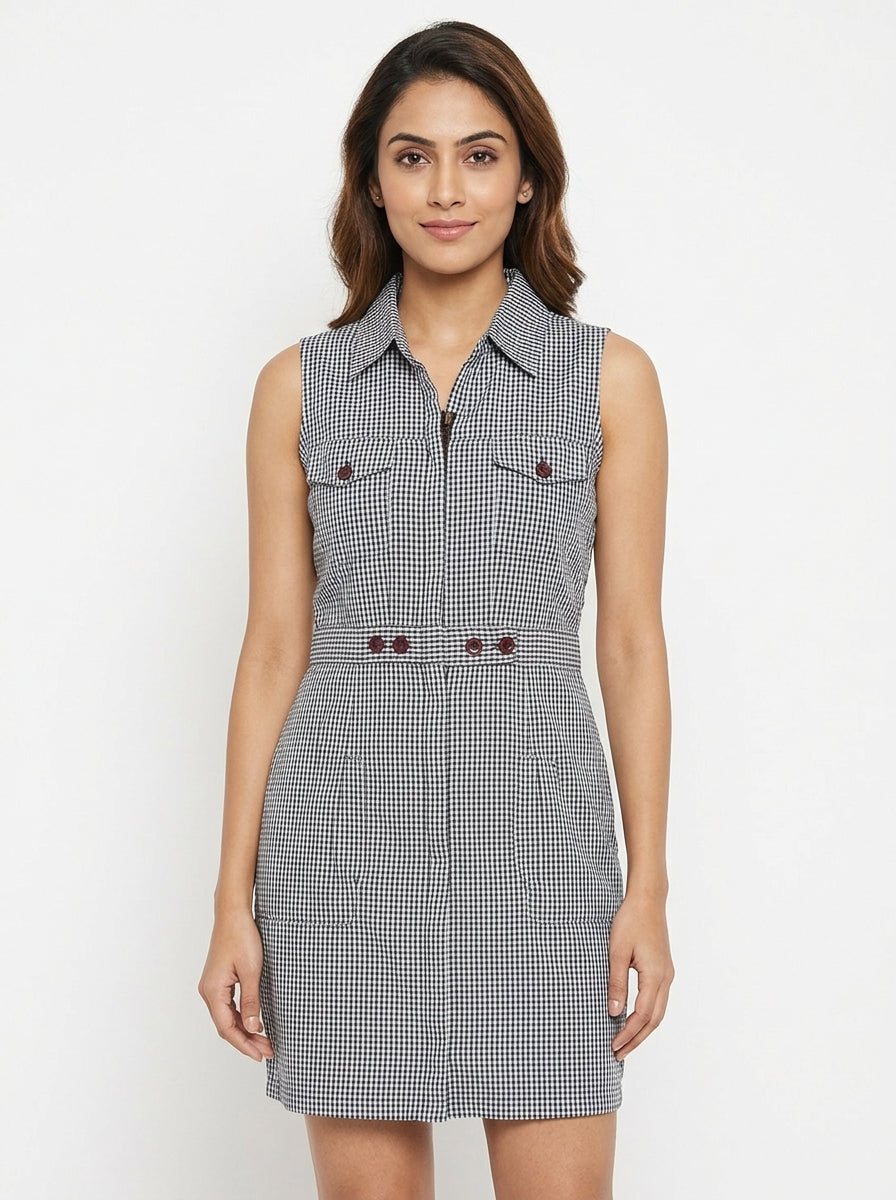 Women's Black & White Gingham Sleeveless Collared Dress