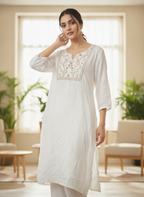 White Floral Embroidered Relaxed Fit Kurti
