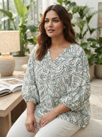 Women's White & Dark Green Botanical Print Relaxed Fit Top