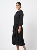 Women's Black Peter Pan Collar Pleated Midi Dress
