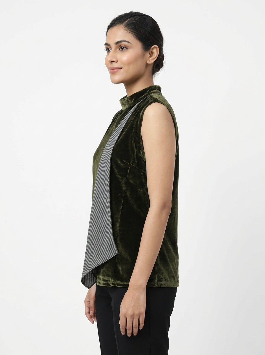 RAREISM L Size Black Garment with Zipper Detail