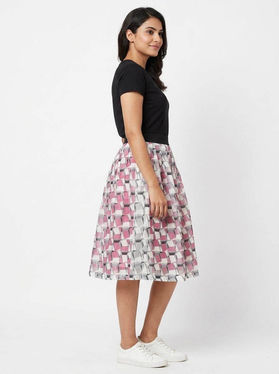 Women's Multi-color Geometric Printed Flared Skirt