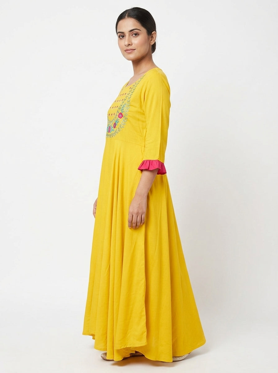 Women's Yellow Embellished Flared Kurti