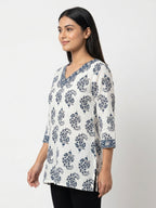 White & Navy Floral Printed V-Neck Kurti