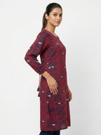 Women's Red & Navy Geometric Animal Print Kurti