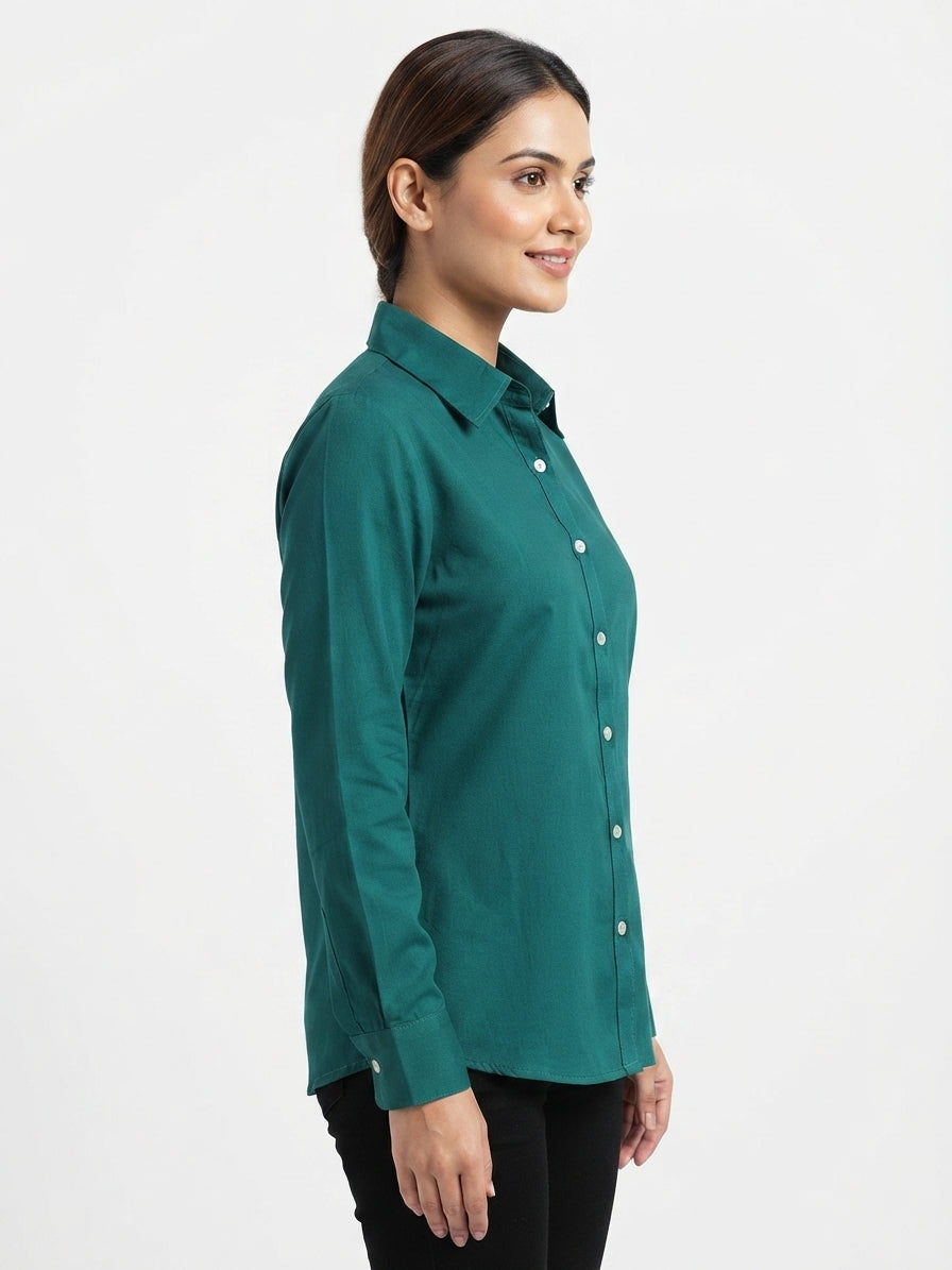 Teal Solid Regular Fit Casual Shirt