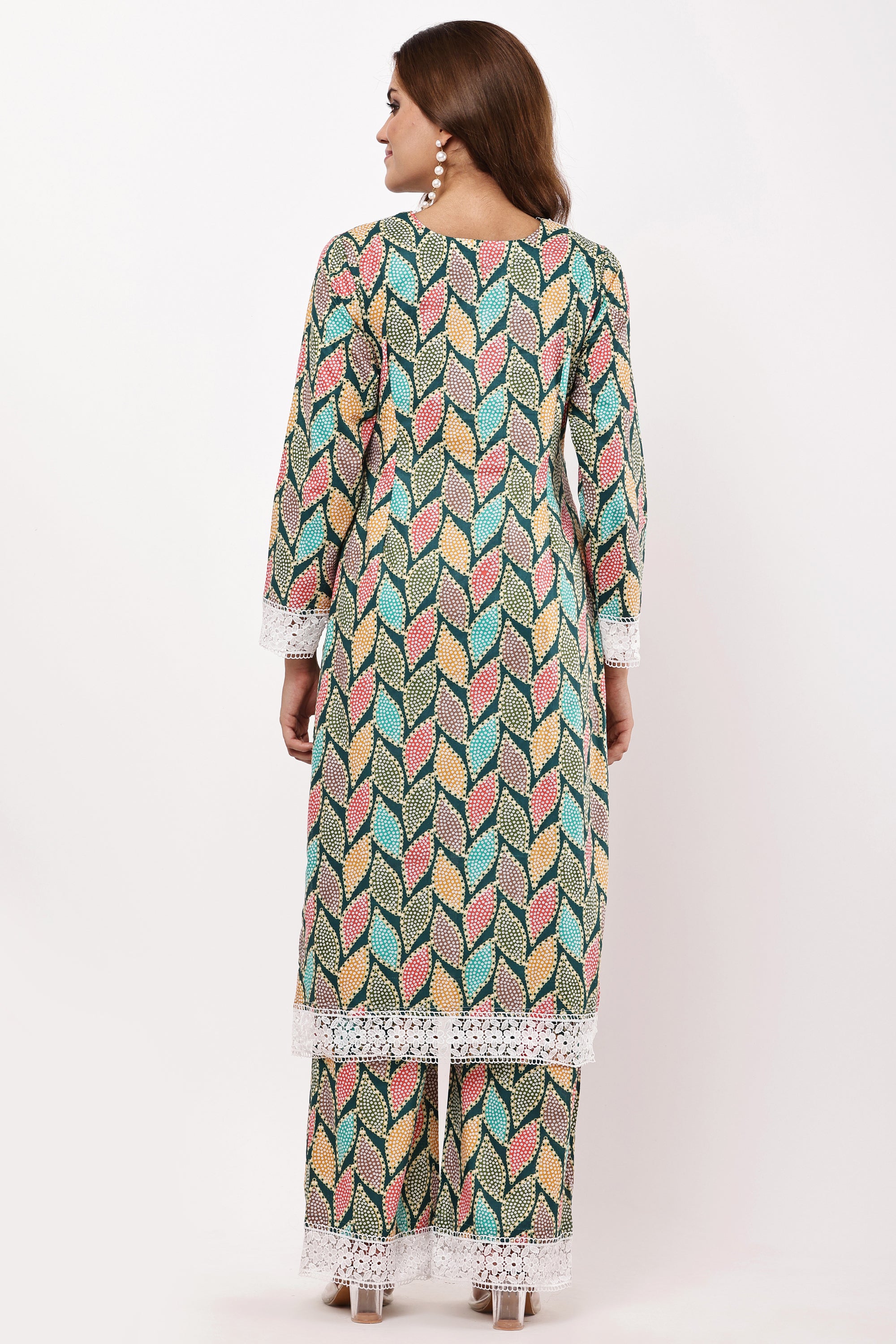 Samayanusar Multicolour Leaf Print Straight Kurta Set