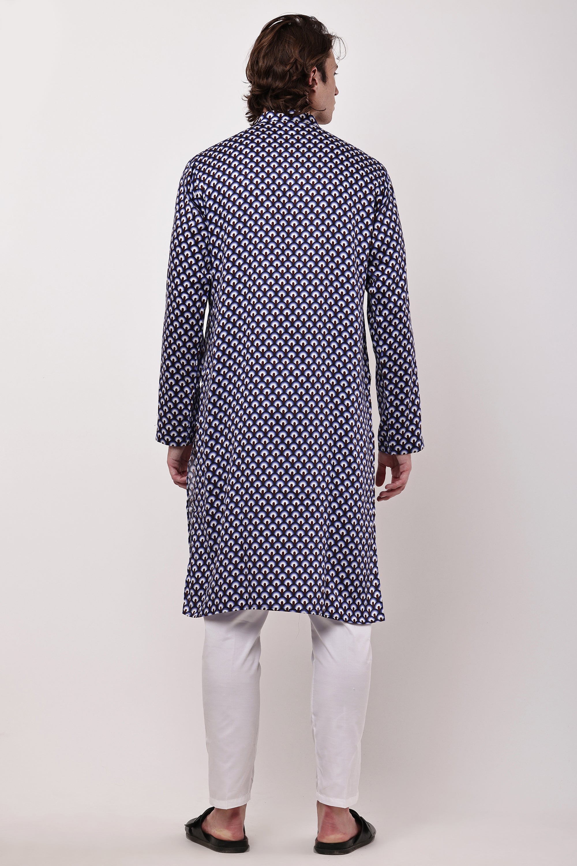 Samayanusar Men Geometric Printed Straight Kurta Set