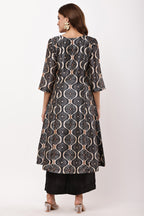Samayanusar Women Black & Beige Printed Kurta Set