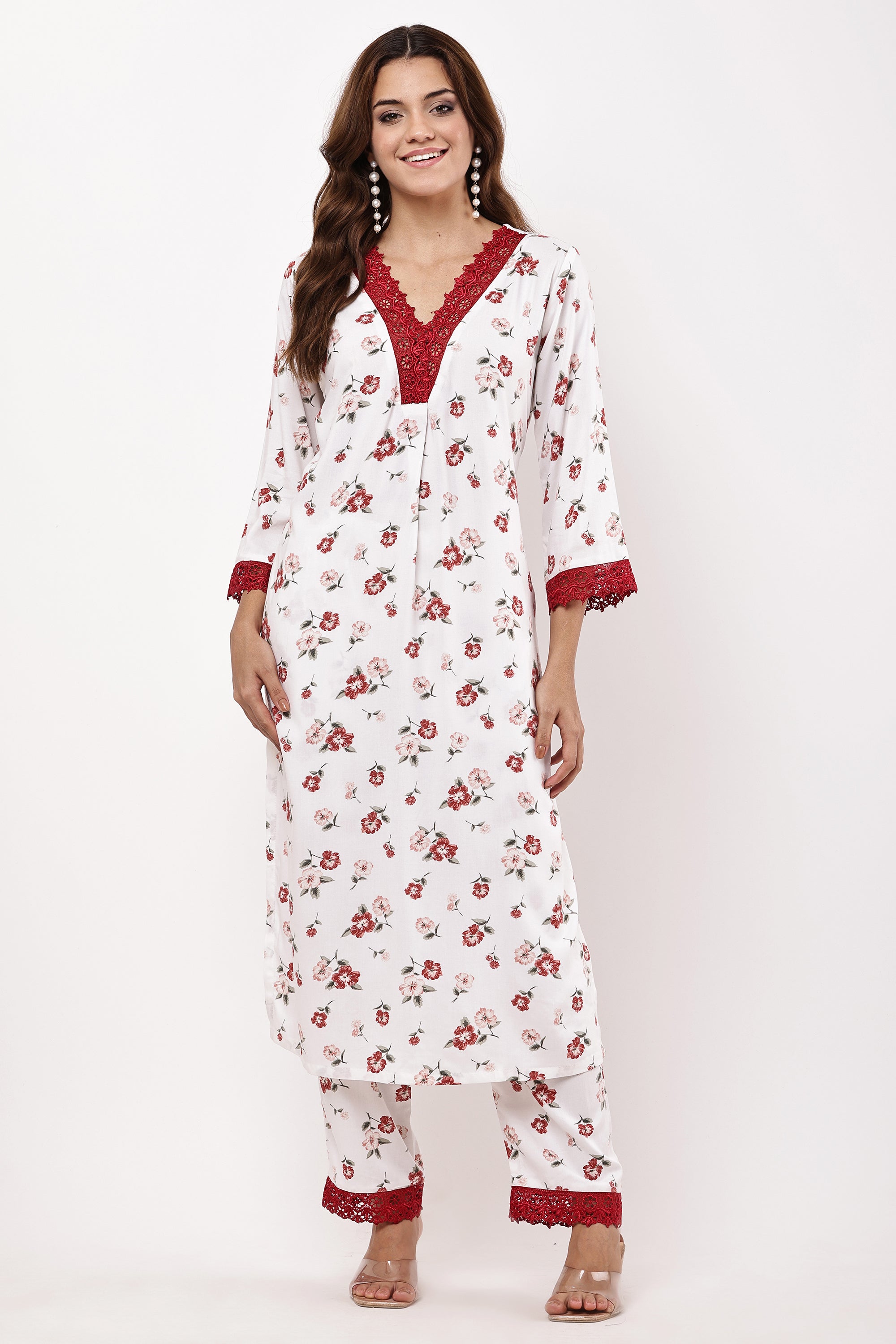 Samayanusar White & Red Floral Printed Suit Set