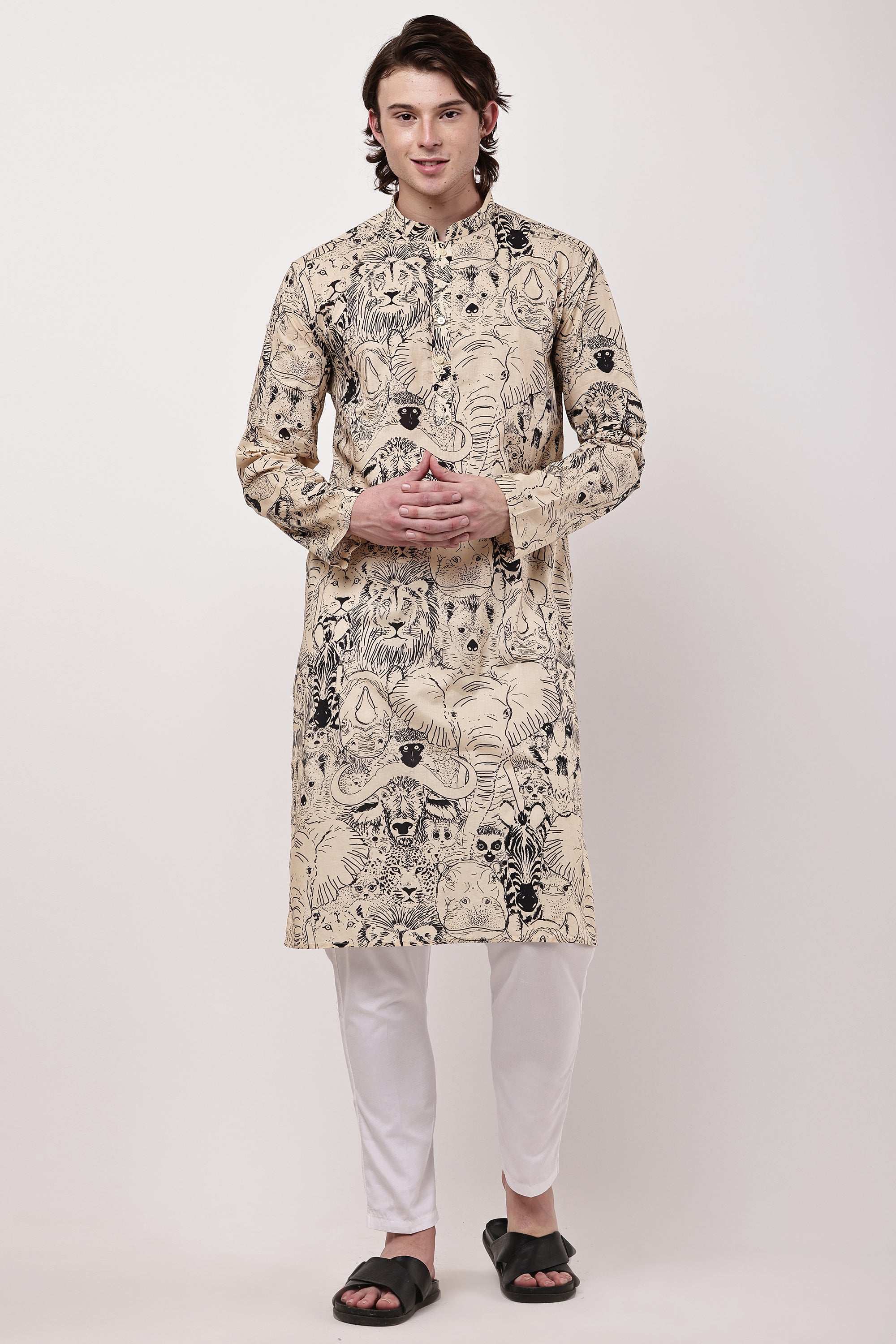 Samayanusar Men Hand-Sketched Safari Print Straight Kurta
