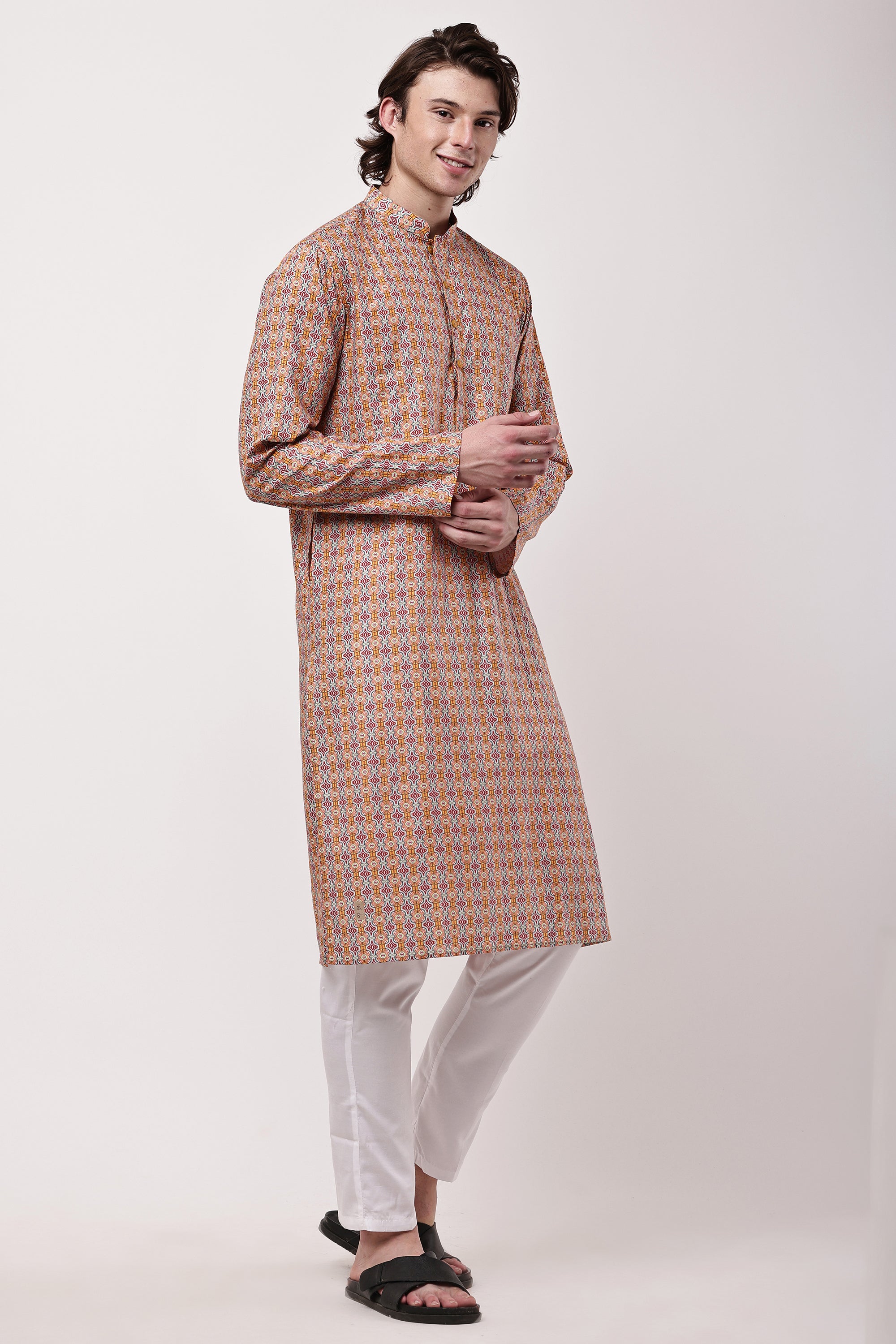 Samayanusar Men Geometric Print Straight Kurta Set