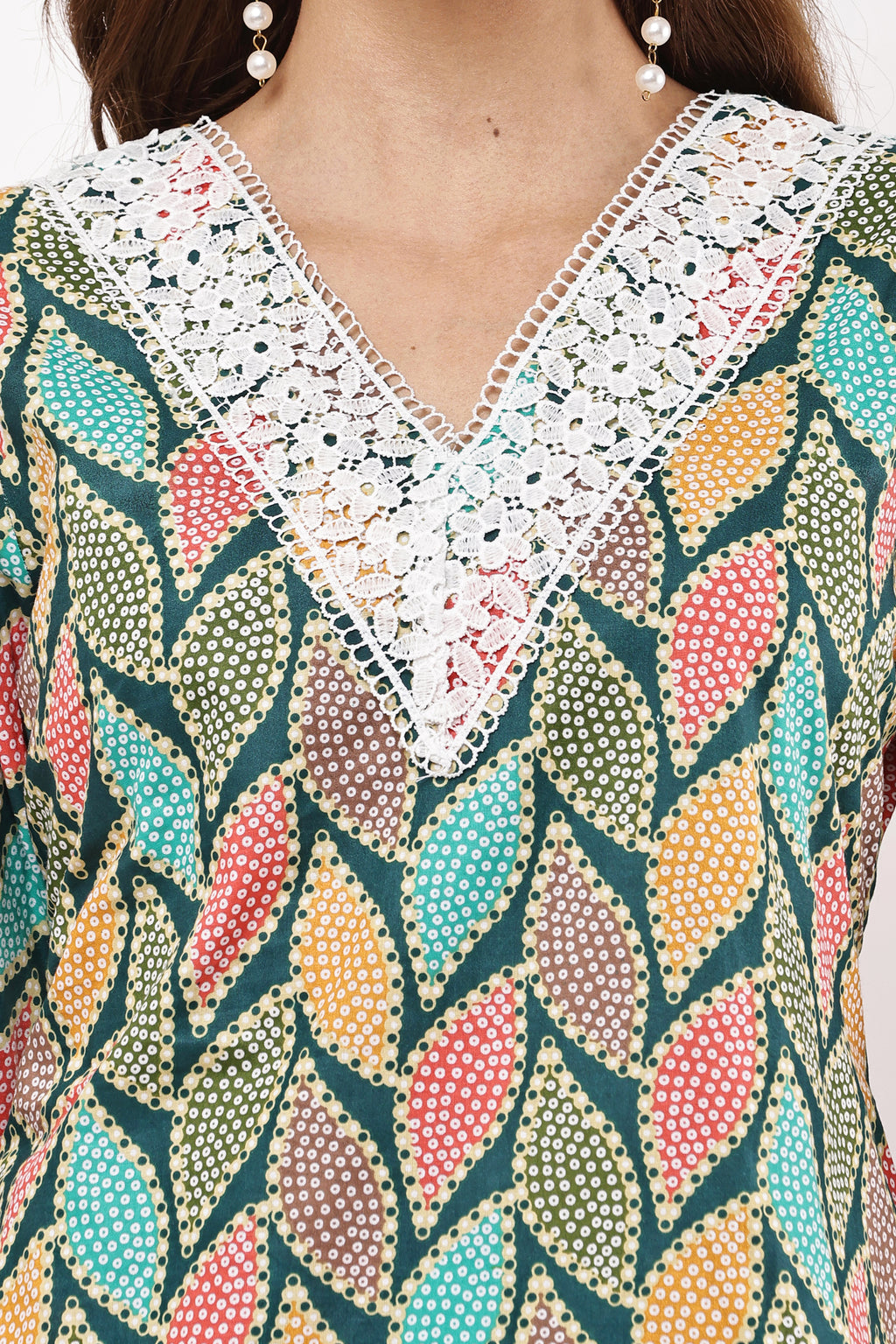 Samayanusar Multicolour Leaf Print Straight Kurta Set