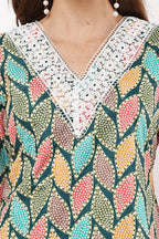 Samayanusar Multicolour Leaf Print Straight Kurta Set